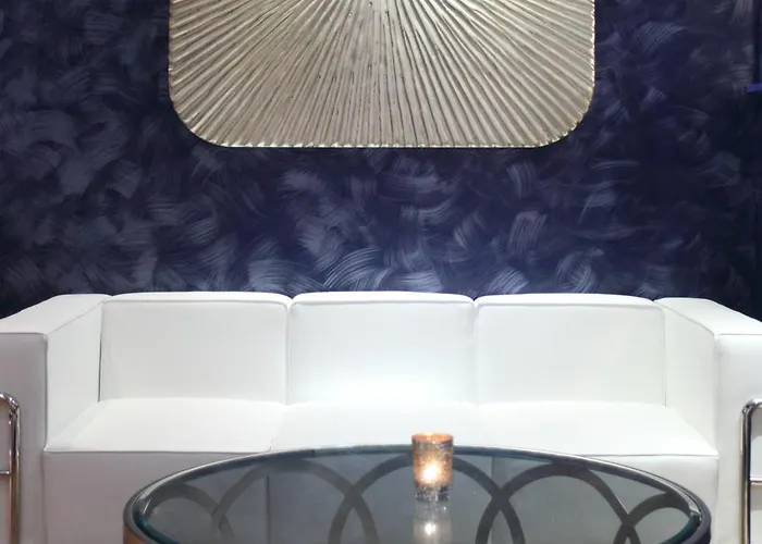 Ocean Club Hotel
